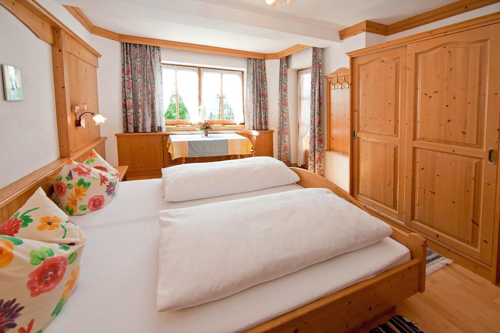Hauser'S Ferienhof Hart im Zillertal Oda fotoğraf